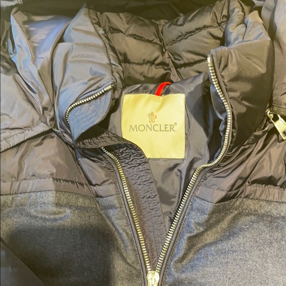 Moncler down jacket - Picture 2 of 7